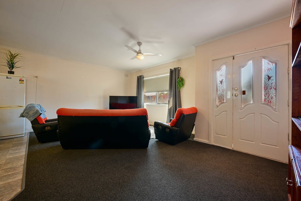 125 McDouall Stuart Avenue, Whyalla Stuart, SA, 5608 - Image 3