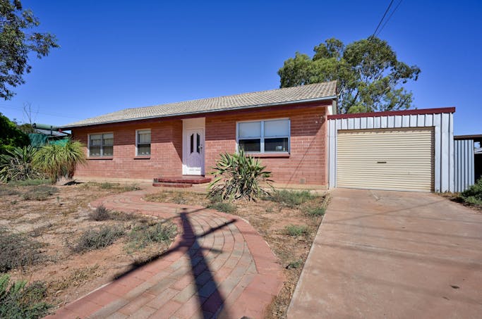 125 McDouall Stuart Avenue, Whyalla Stuart, SA, 5608 - Image 1