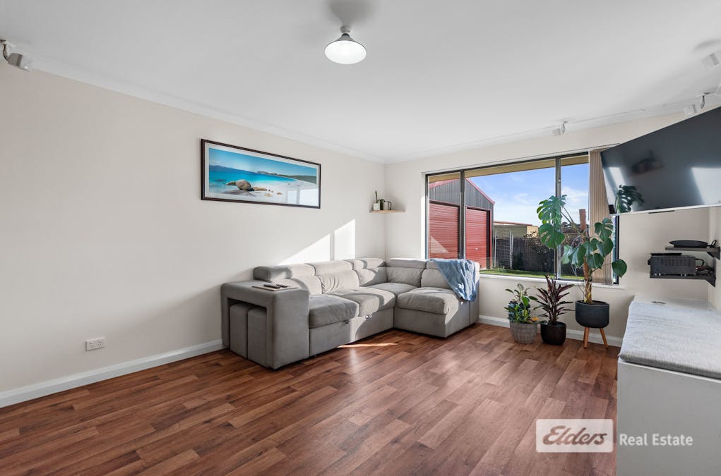 16 Orion Avenue, Mckail, WA, 6330 - Image 11
