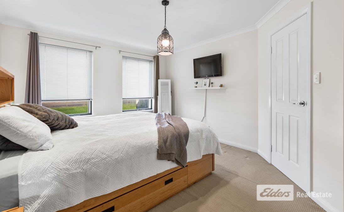 16 Orion Avenue, Mckail, WA, 6330 - Image 16
