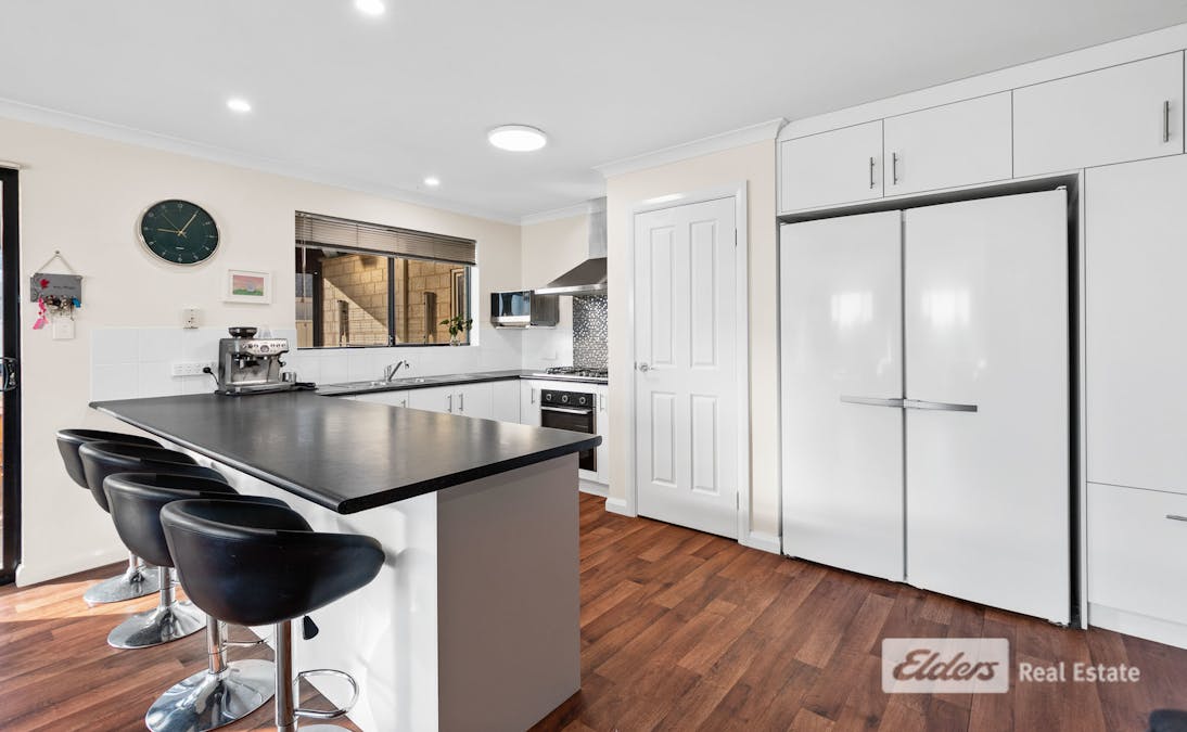 16 Orion Avenue, Mckail, WA, 6330 - Image 13