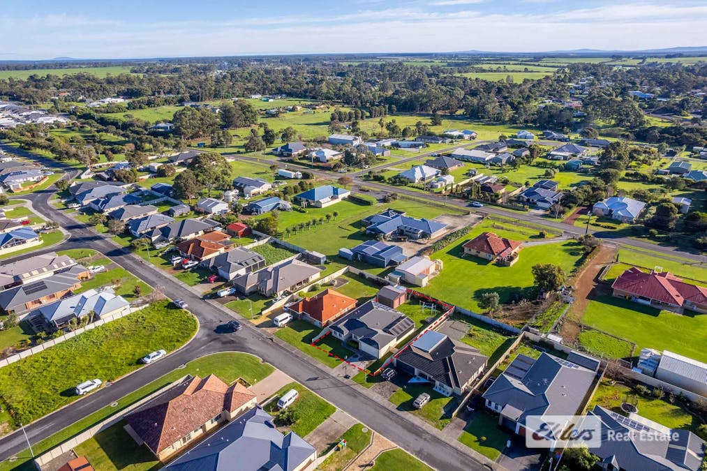 16 Orion Avenue, Mckail, WA, 6330 - Image 25