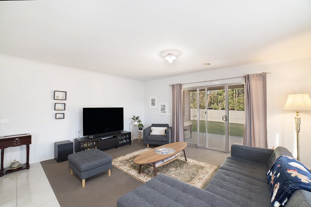 7 School Court, Hamilton, VIC, 3300 - Image 6