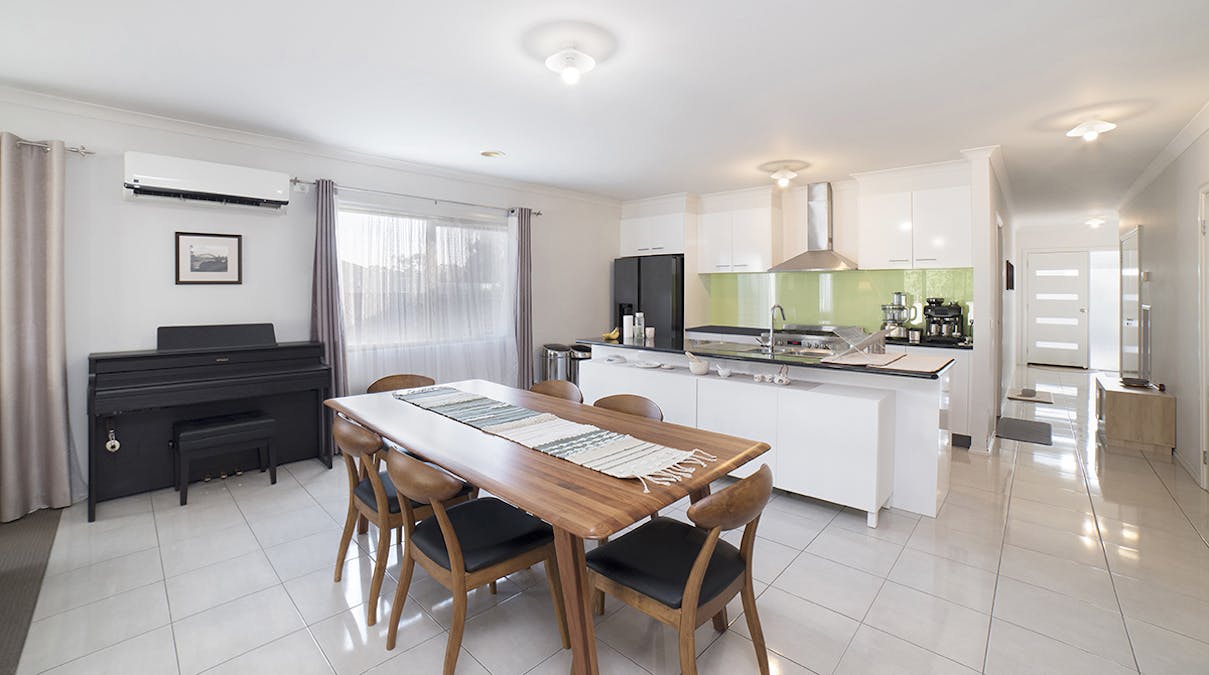 7 School Court, Hamilton, VIC, 3300 - Image 4
