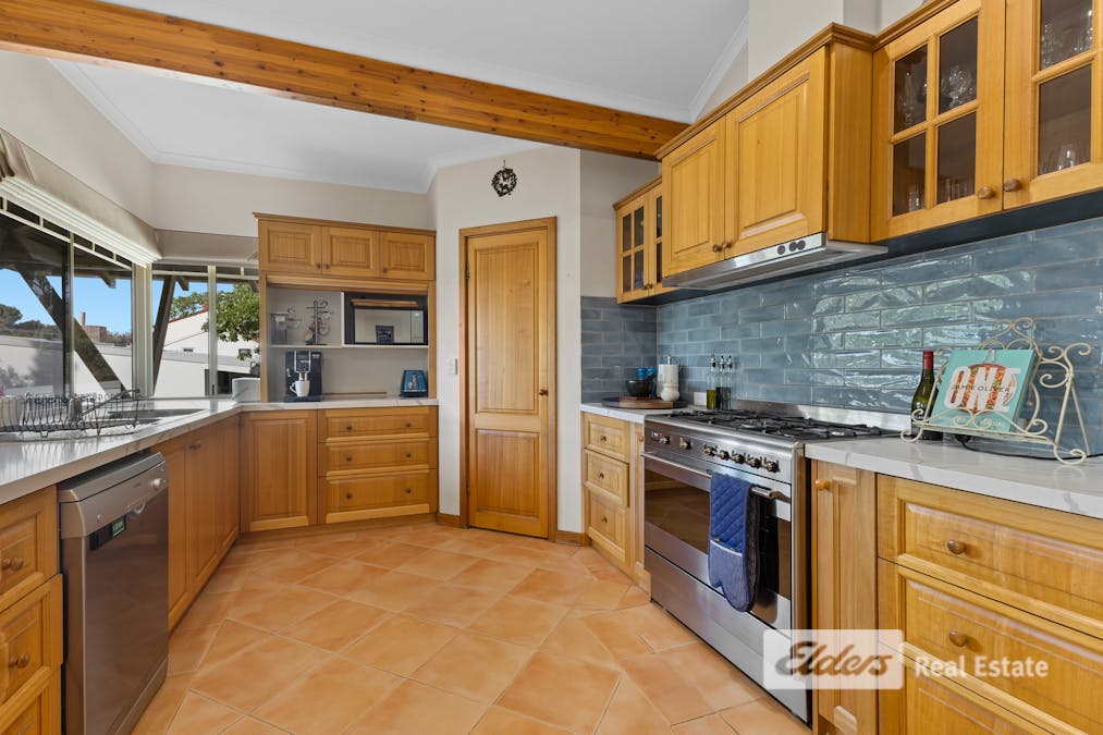1 Crowea Street, South Bunbury, WA, 6230 - Image 8