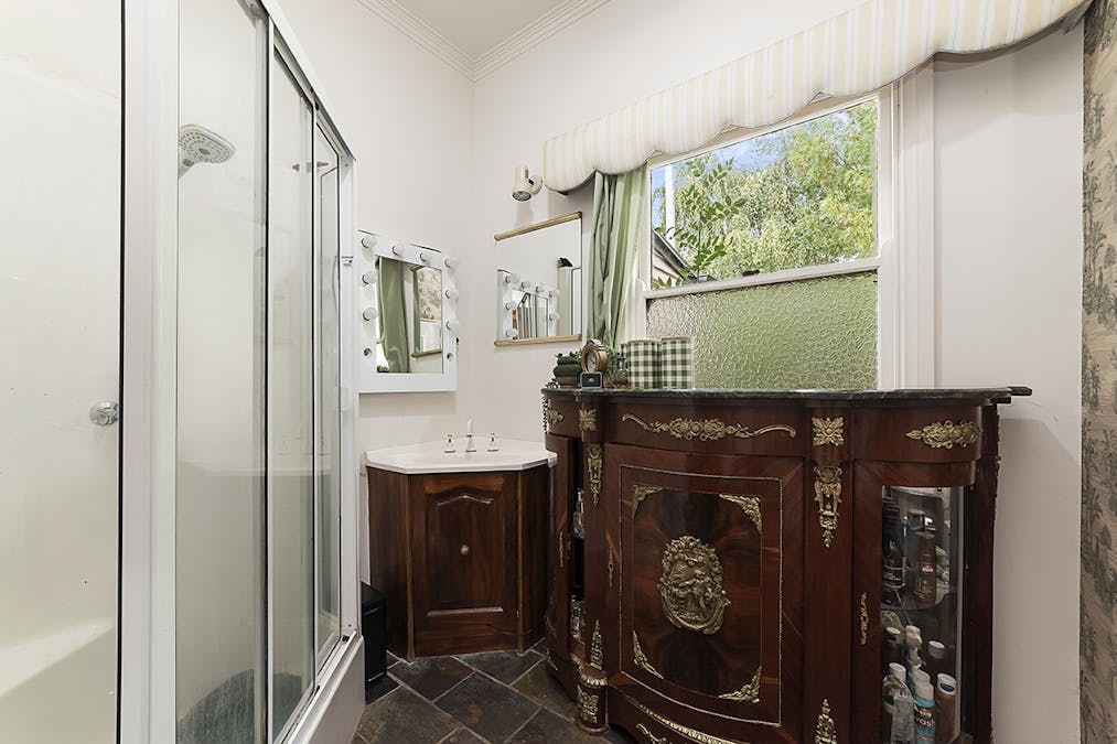 27 Burns Street, Hamilton, VIC, 3300 - Image 24