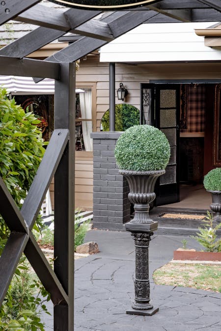 27 Burns Street, Hamilton, VIC, 3300 - Image 5