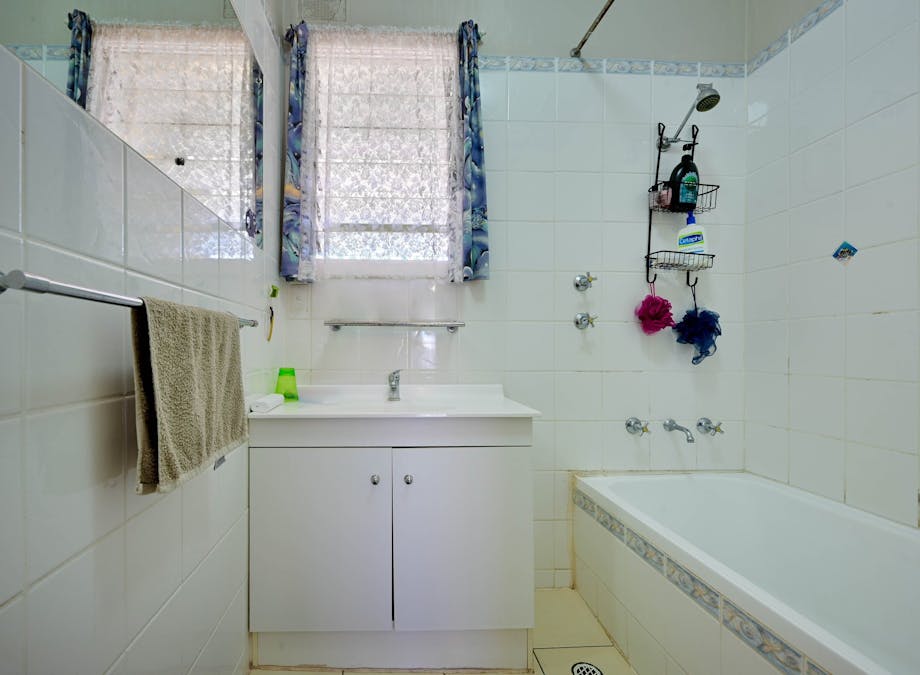 8 Walsh Street, Whyalla Norrie, SA, 5608 - Image 10