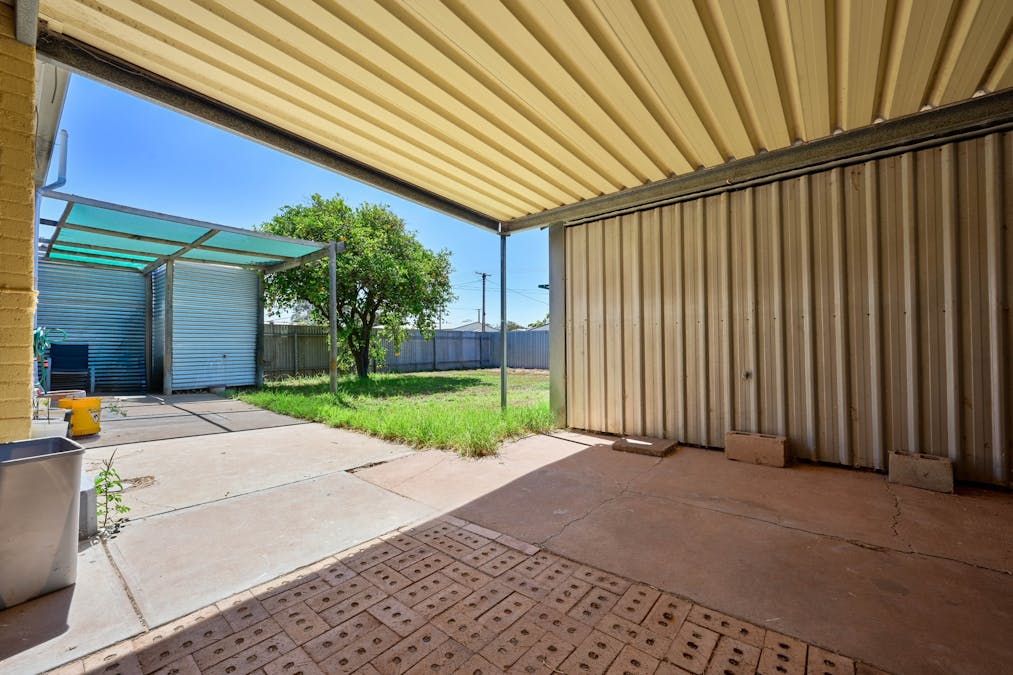 8 Walsh Street, Whyalla Norrie, SA, 5608 - Image 12