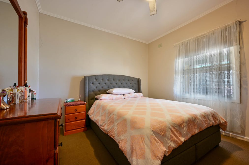 8 Walsh Street, Whyalla Norrie, SA, 5608 - Image 6