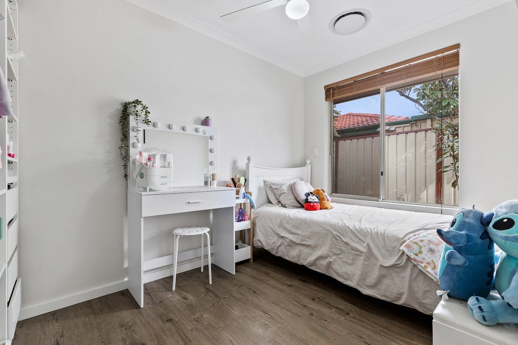 13 Sunningdale Circle, Cooloongup, WA, 6168 - Image 14