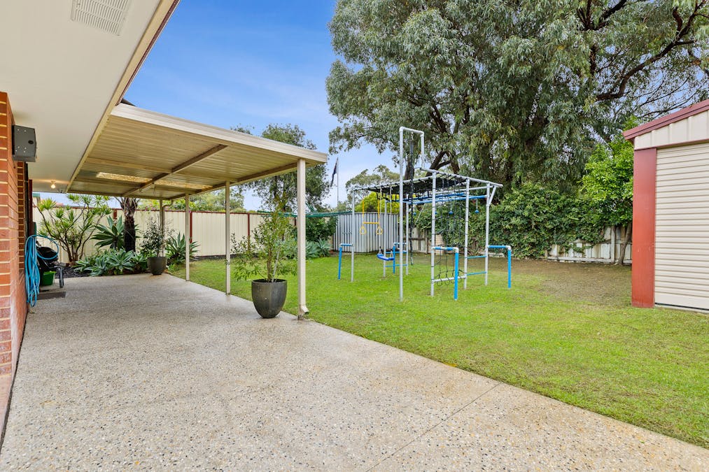 13 Sunningdale Circle, Cooloongup, WA, 6168 - Image 19