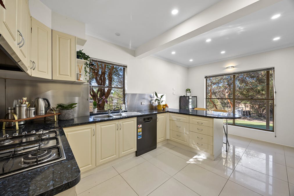 12 Mitchell Avenue, Murray Bridge East, SA, 5253 - Image 9