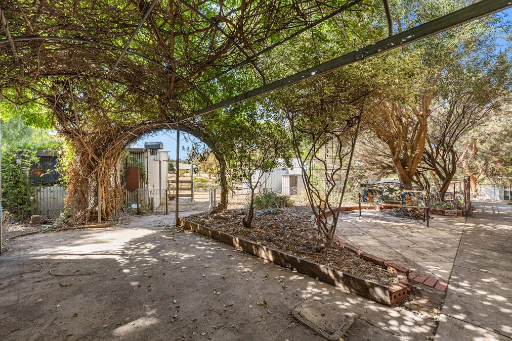 12 Mitchell Avenue, Murray Bridge East, SA, 5253 - Image 21