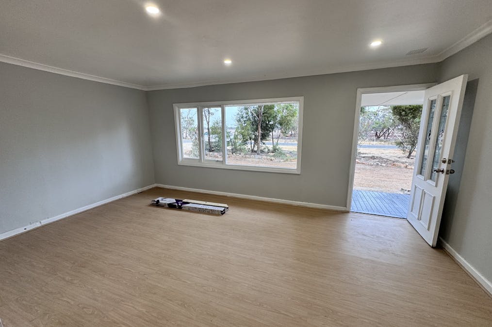 5 Uppill Street, Tammin, WA, 6409 - Image 5