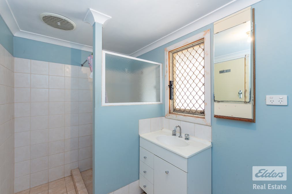 1 Strickland Avenue, Northam, WA, 6401 - Image 15