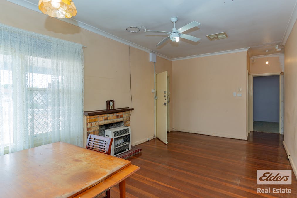 1 Strickland Avenue, Northam, WA, 6401 - Image 5