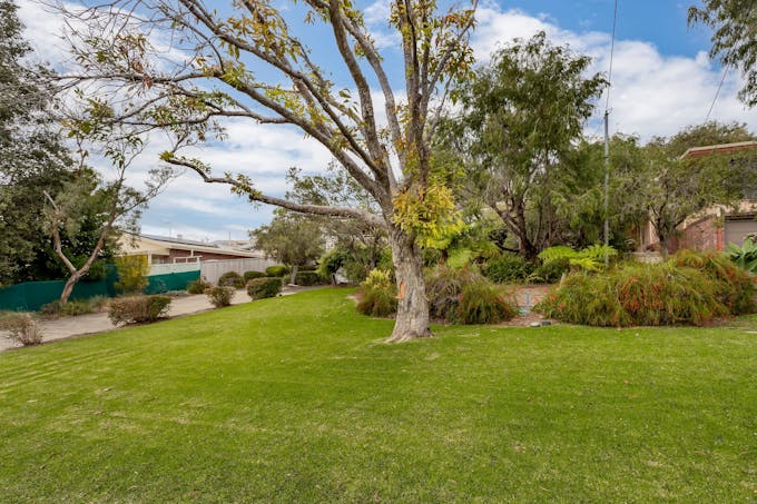 13 Waratah Crescent, South Bunbury, WA, 6230 - Image 31