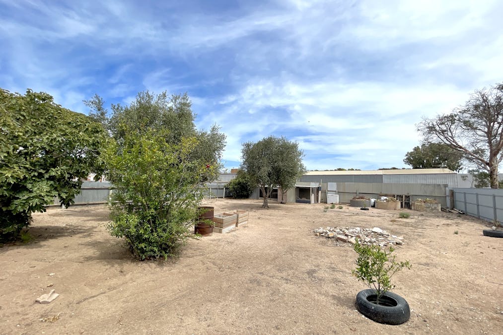 11 Penna Street, Thevenard, SA, 5690 - Image 17
