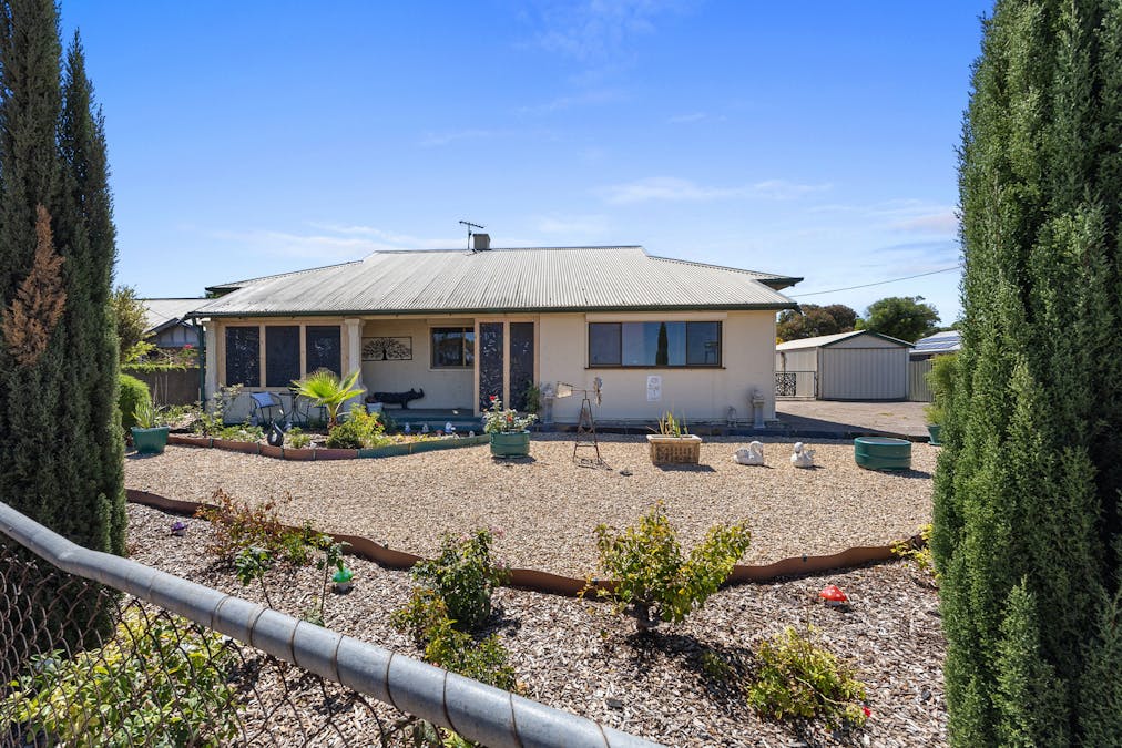 11 Princes Highway, Tailem Bend, SA, 5260 - Image 2