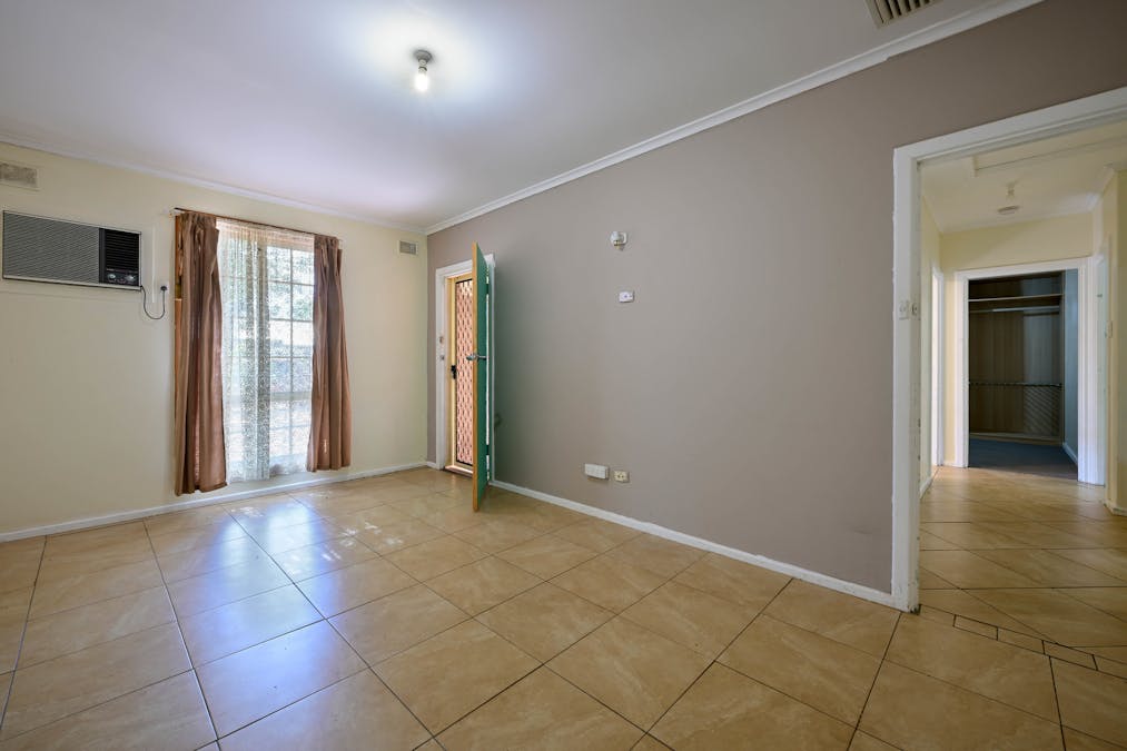 21 Millowick Street, Whyalla Stuart, SA, 5608 - Image 4