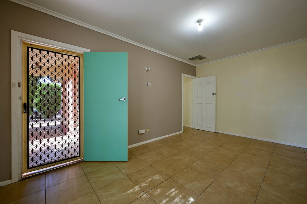 21 Millowick Street, Whyalla Stuart, SA, 5608 - Image 3