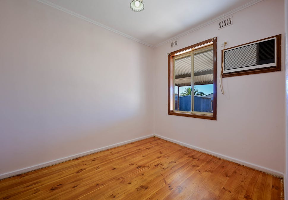 17 Booth Street, Whyalla Stuart, SA, 5608 - Image 10