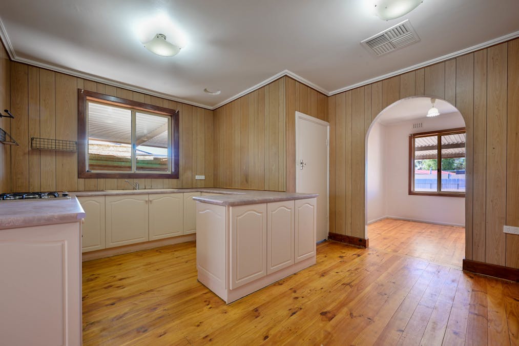 17 Booth Street, Whyalla Stuart, SA, 5608 - Image 6