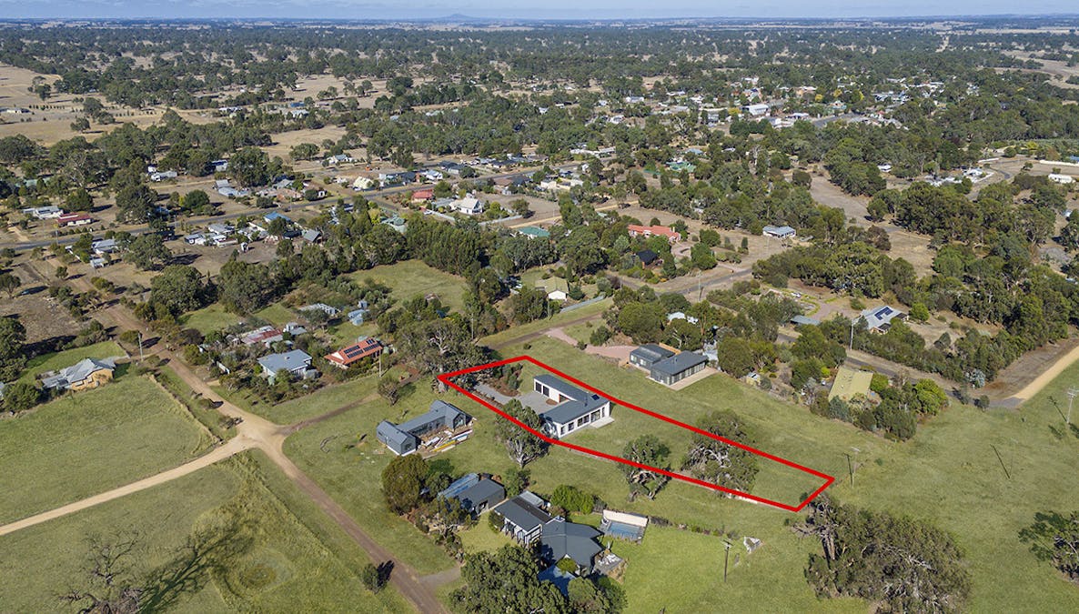 6 Henty Street, Dunkeld, VIC, 3294 - Image 30