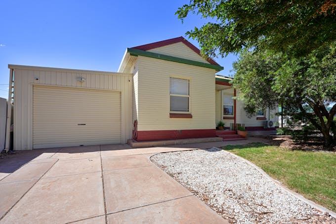 20 Hambidge Terrace, Whyalla, SA, 5600 - Image 1