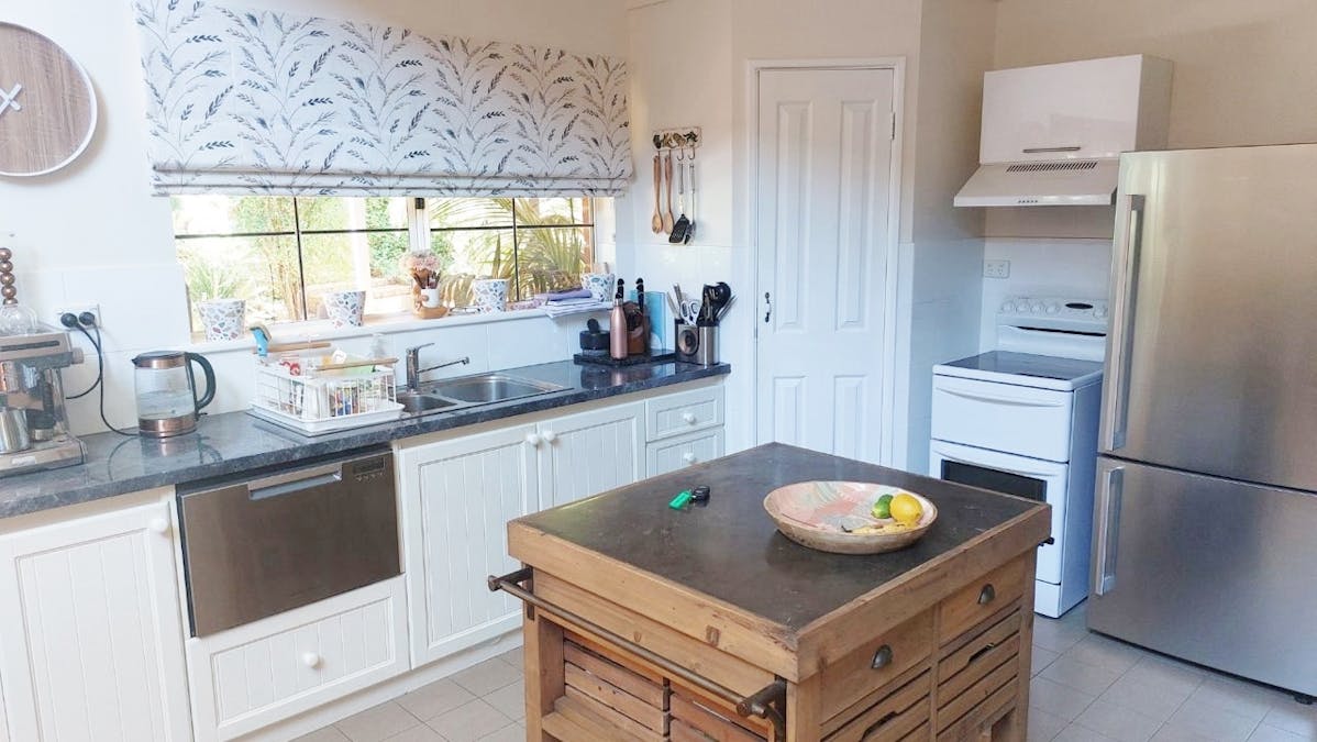 123 Herbert Road, York, WA, 6302 - Image 11