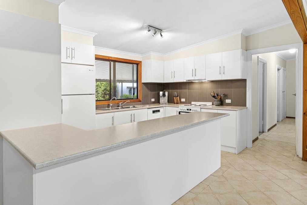 107 Twentyseventh Street, Renmark, SA, 5341 - Image 7