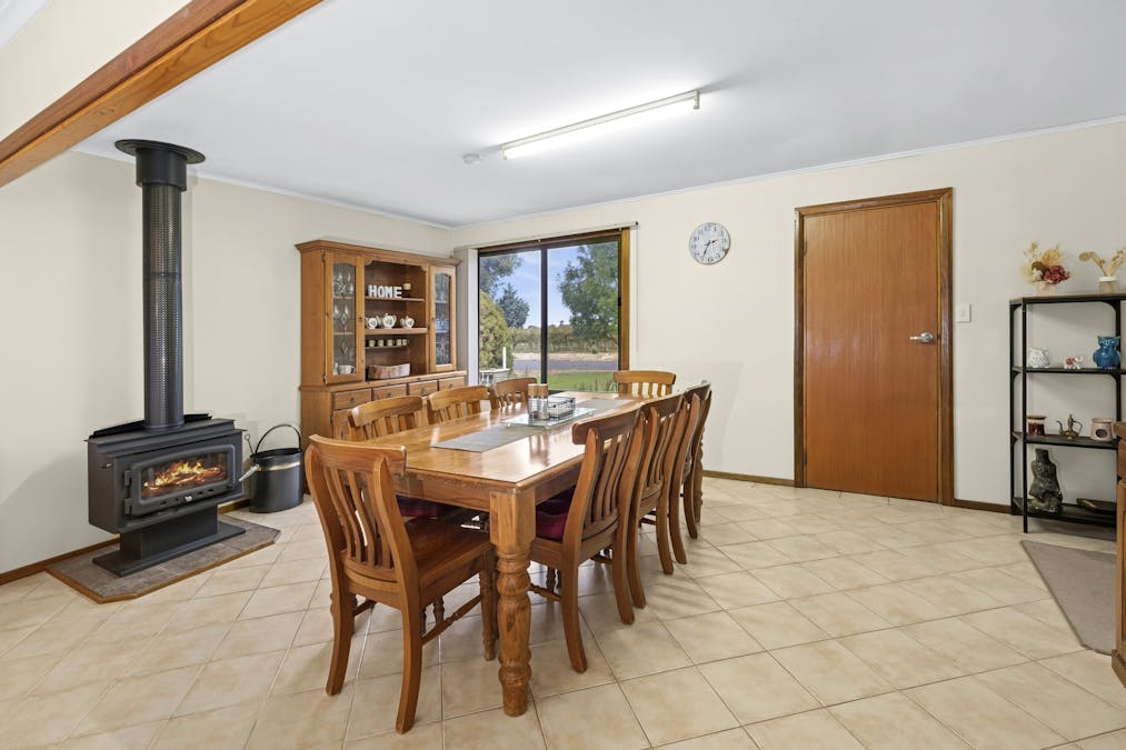 107 Twentyseventh Street, Renmark, SA, 5341 - Image 5