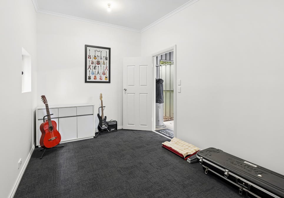 107 Twentyseventh Street, Renmark, SA, 5341 - Image 15