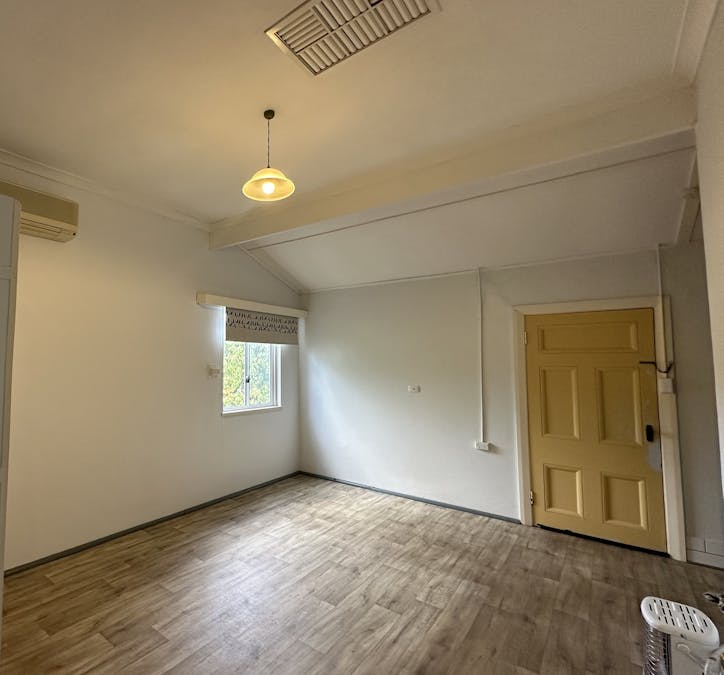 25 Taylor Street, Dumbleyung, WA, 6350 - Image 11