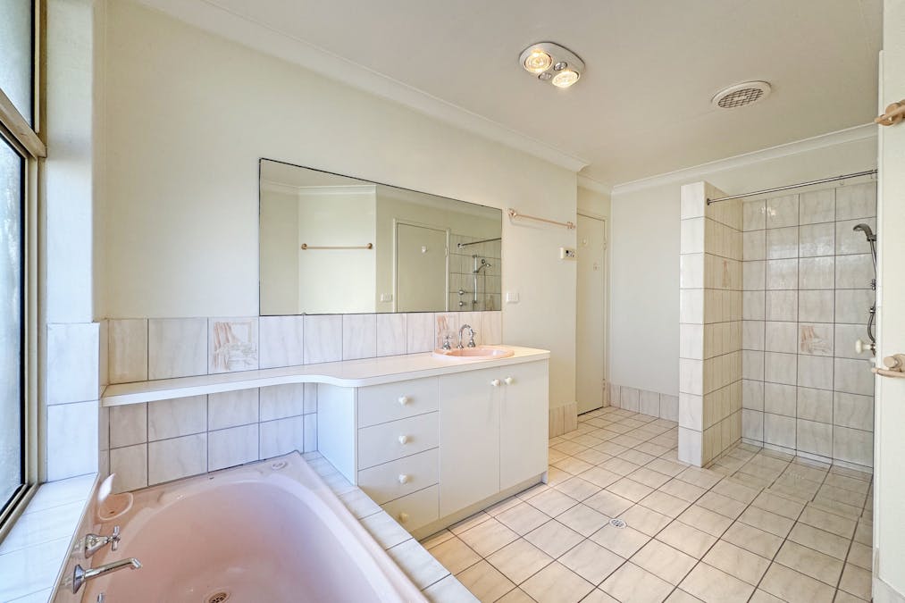 27 Hamersley Street, Esperance, WA, 6450 - Image 10