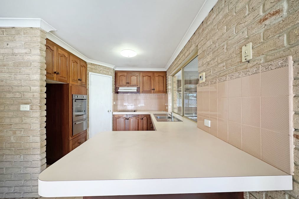 27 Hamersley Street, Esperance, WA, 6450 - Image 5