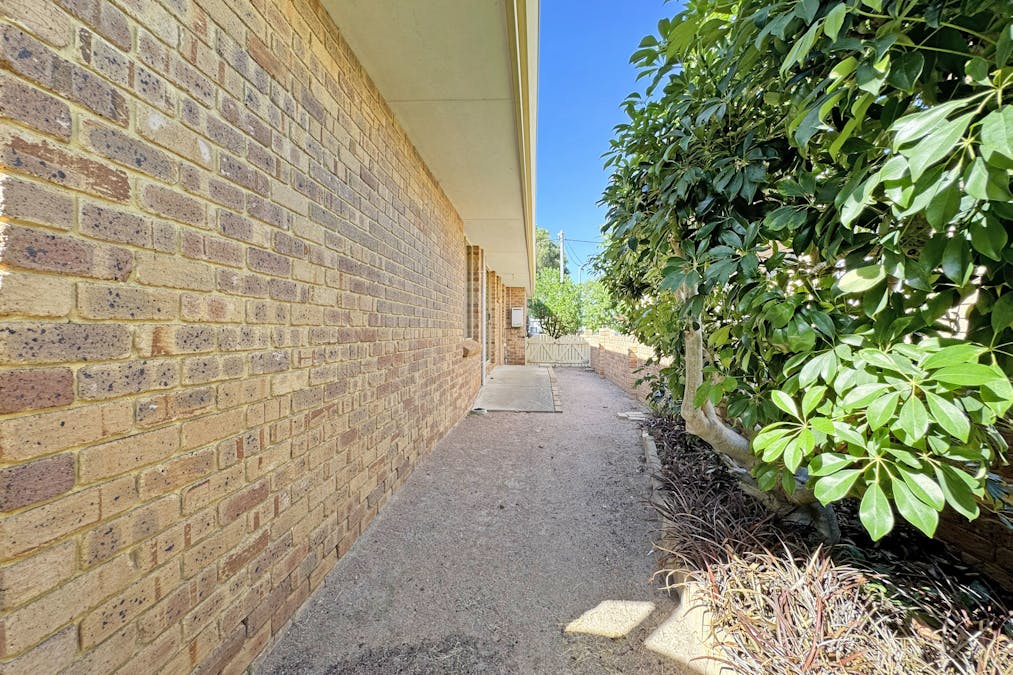 27 Hamersley Street, Esperance, WA, 6450 - Image 16