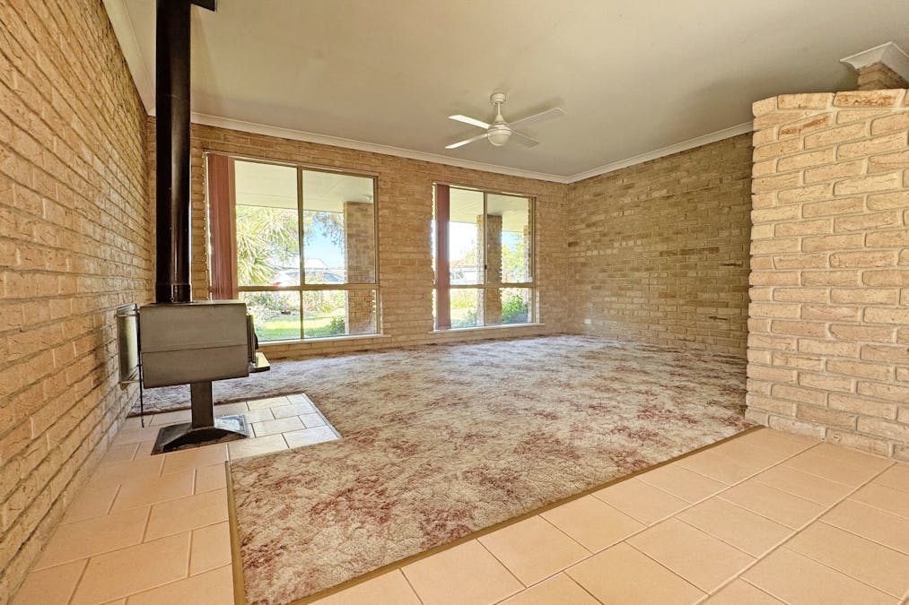 27 Hamersley Street, Esperance, WA, 6450 - Image 8