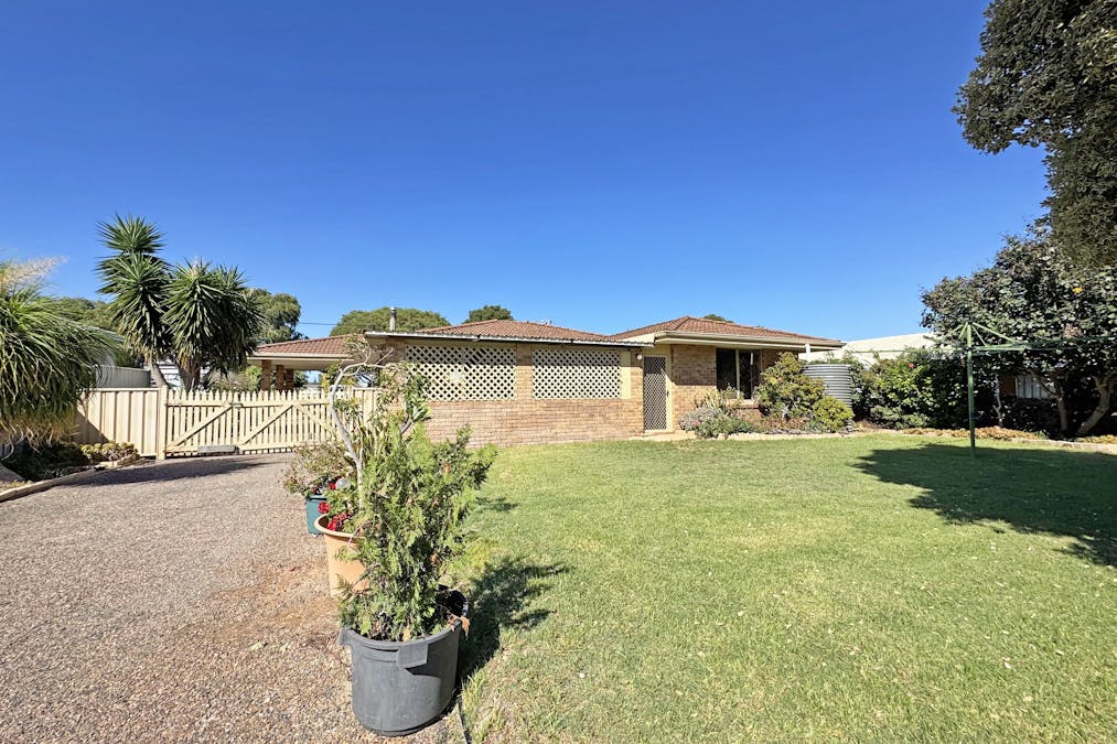 27 Hamersley Street, Esperance, WA, 6450 - Image 17