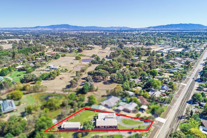 117 Highton Lane, Mansfield, VIC, 3722 - Image 1