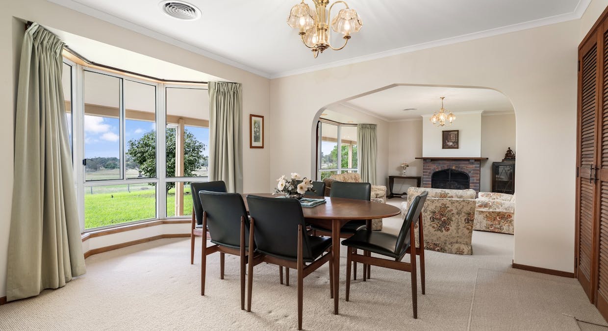 73 Waterside Lane, Table Top, NSW, 2640 - Image 12