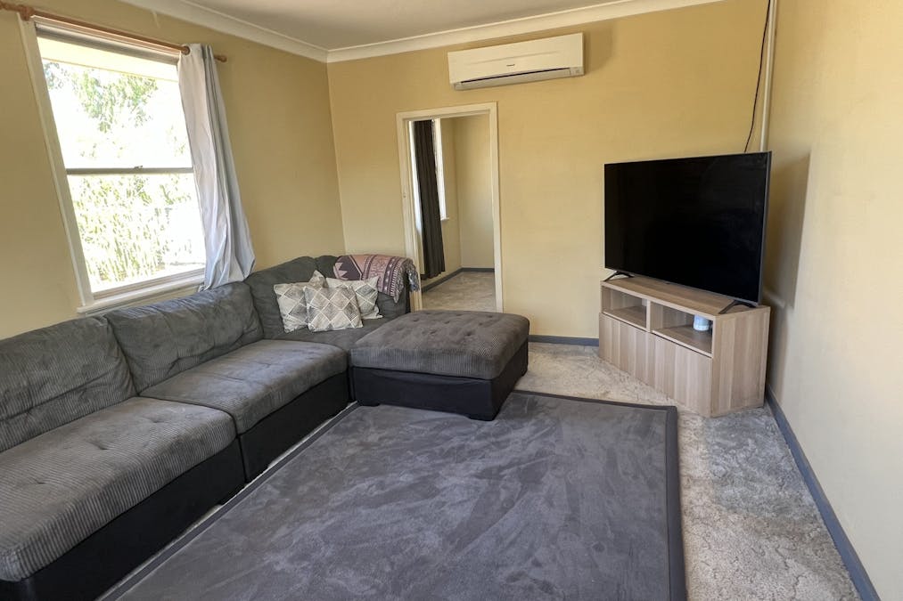 7 Doreen Street, Narembeen, WA, 6369 - Image 5