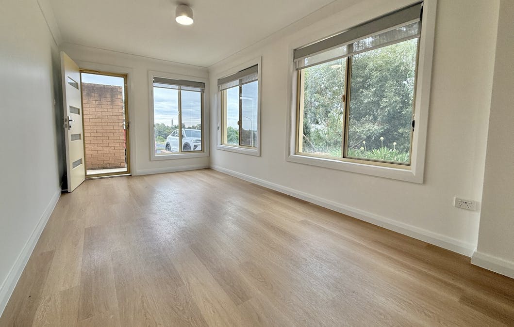 44A Barton Street, Parkes, NSW, 2870 - Image 2