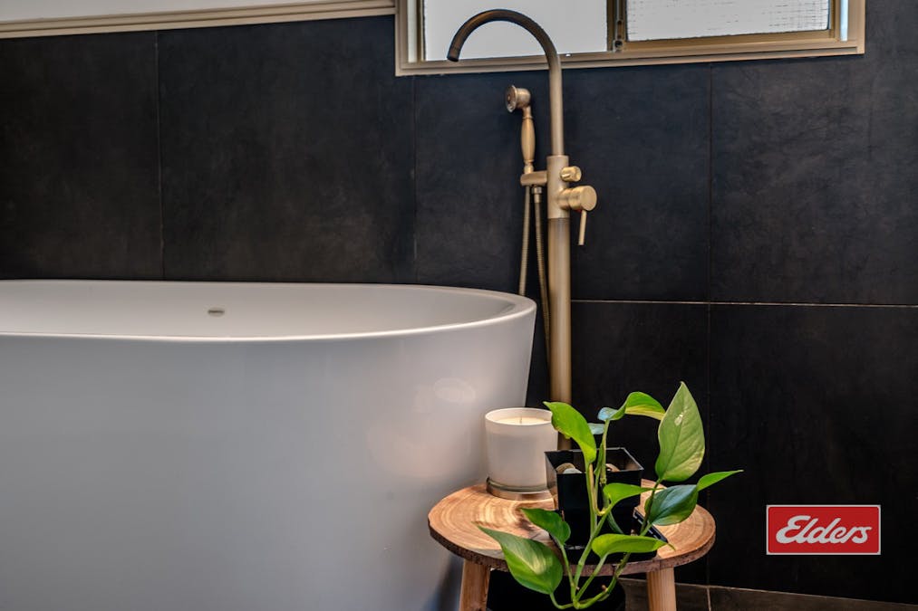 2 Hendy Street, Port Denison, WA, 6525 - Image 14