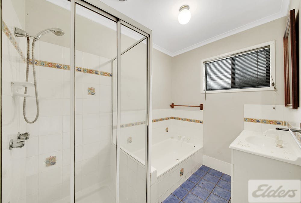 14 Ward Close, South Gladstone, QLD, 4680 - Image 9