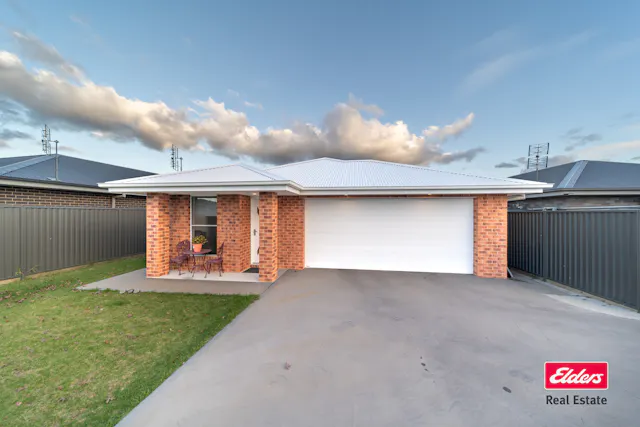 4 Delta Road — photo from Elders Real Estate Dubbo