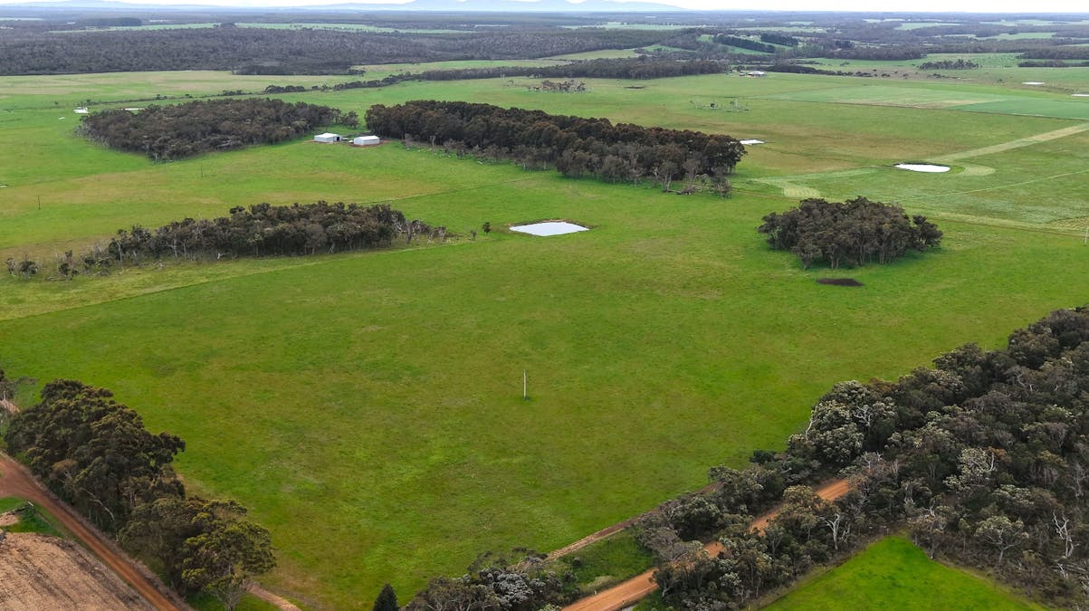 327 Lilydale Road, Youngs Siding, WA, 6330 - Image 1