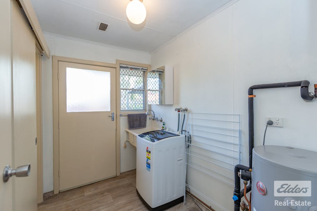 12 Clarkson Street, Northam, WA, 6401 - Image 15