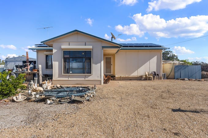 30 Sandpiper Drive, Thompson Beach, SA, 5501 - Image 1